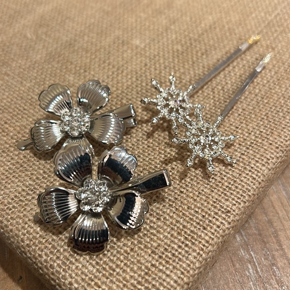 Claire’s Silver HairClips. NEW with tags - Picture 14 of 14